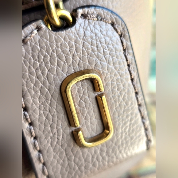 The Marc Jacobs Editor Leather Tote Bag - Picture 7 of 15